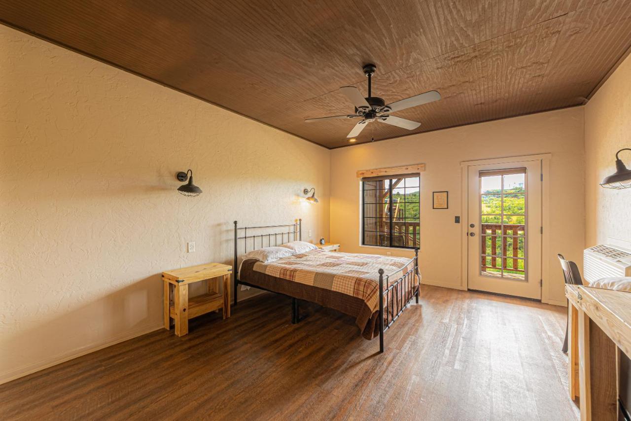 Miners Cabin #4 - King Bed - Private Balcony With Views Тумстон Экстерьер фото